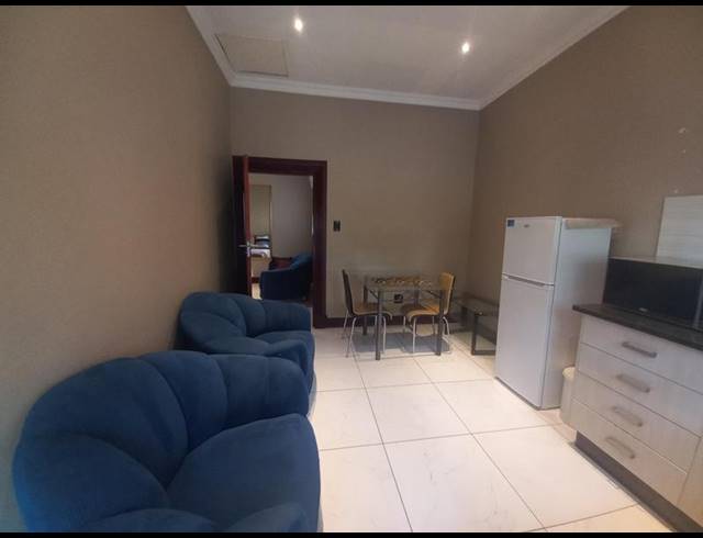 1 BEDROOM PROPERTY TO RENT IN RASLOUW